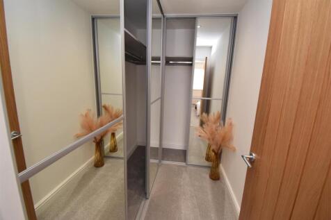 Walk in Wardrobe