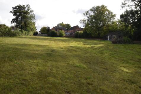 Paddock/Field