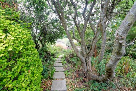 Side Access to Mewsbrook Park