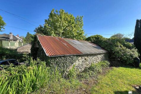 Garage / Workshop