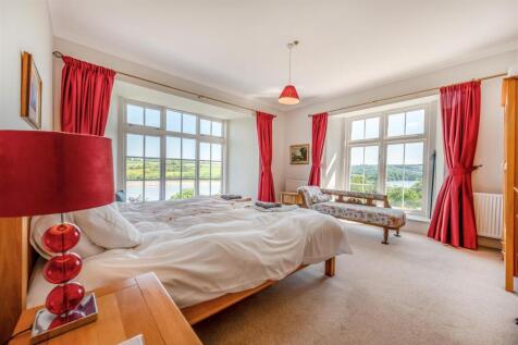 Glanteifi House - Bedroom