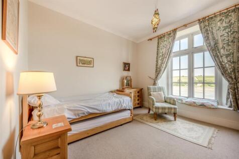 Glanteifi House - Bedroom