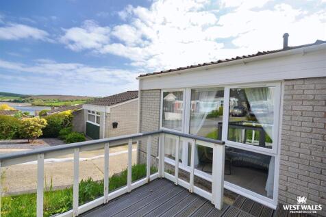 Front Decking
