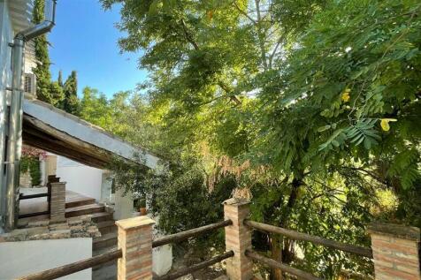 Property Image 28