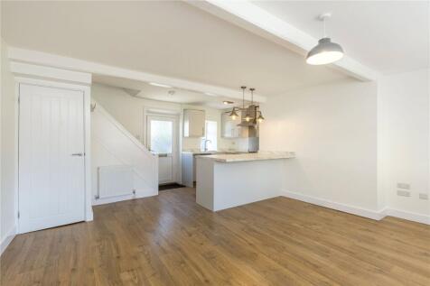 Kitchen/Living Area