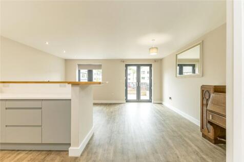 Kitchen/Living Area