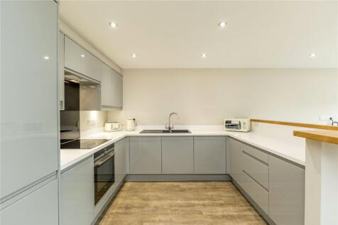 Kitchen/Living Area