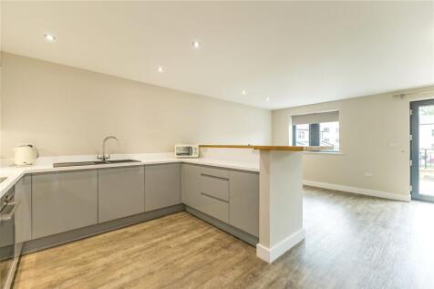 Kitchen/Living Area