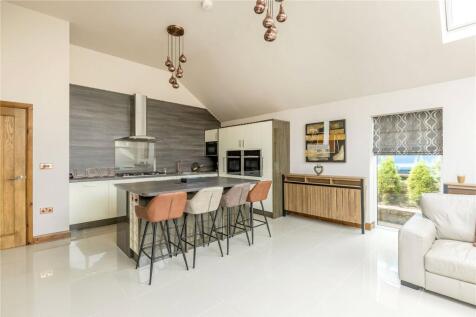 Living/Dining Kitche