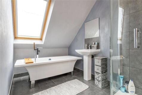 En Suite Bathroom