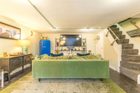 Plant &amp; Garden Room