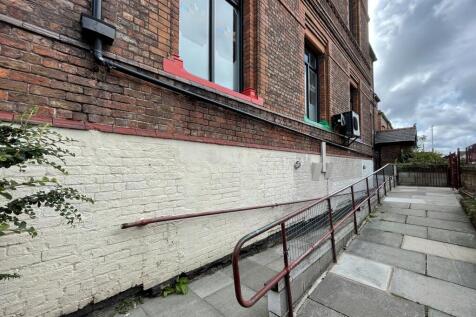 Photo 32