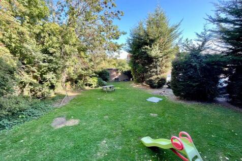 Property Image 12