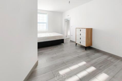 Room 5 