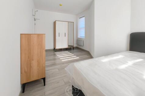 Room 5 