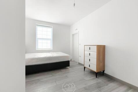Room 5 
