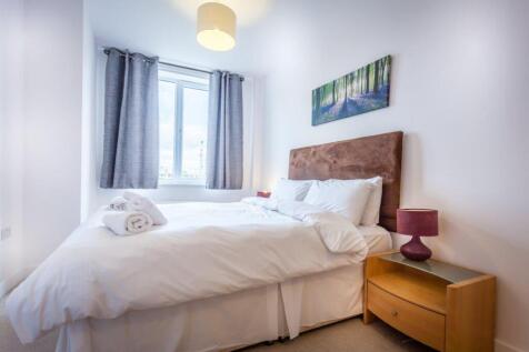 Smaller Bedroom.jpg