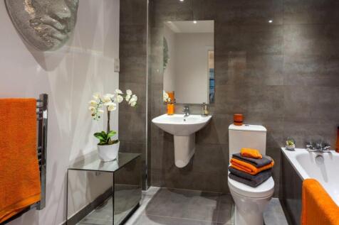 7 Bathroom- Orange (2).jpg