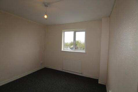 2nd bedroom i