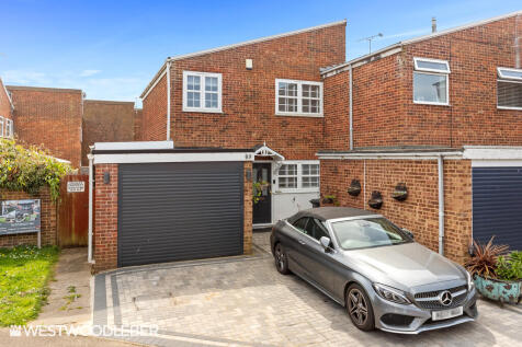 ClyftonClose_21