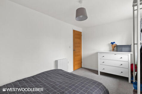 BarclayClose_2