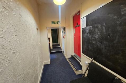 Property Image 100