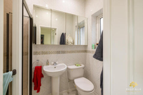 Bedroom 3 En-suite