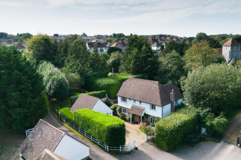 1, Thanington Court Farm, Thanington Road, Canter