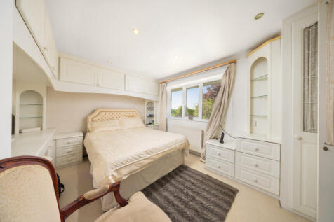 Main  bedroom