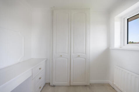 Bedroom 2 en suite