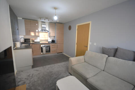 Living /Kitchen