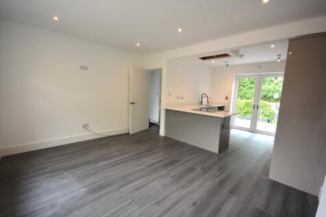 Living/kitchen area