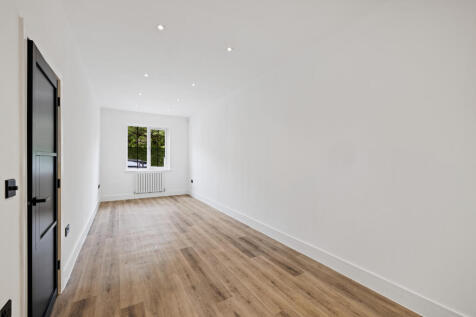 Office/playroom/granny flat - annexe