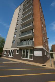 Apartment 11, 1 Lakeside Rise