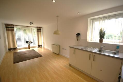 Living/kitchen area