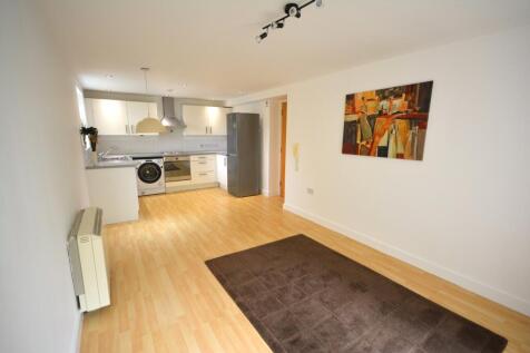 Living/kitchen area
