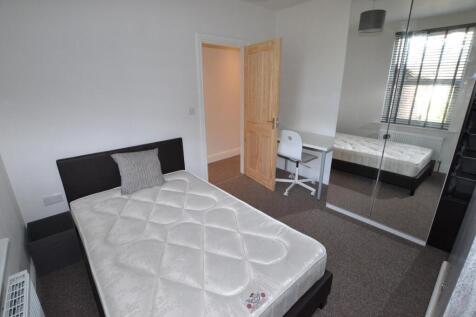 bedroom 2.jpeg