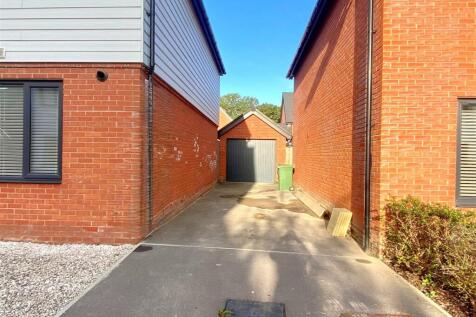 garage.jpg