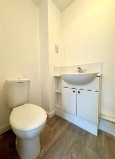 en-suite 2.jpg