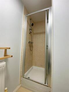 en-suite 3.jpg