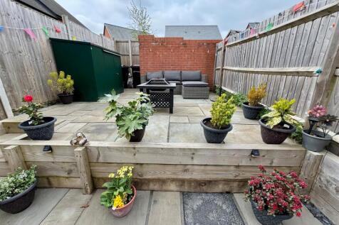 garden 2.jpg