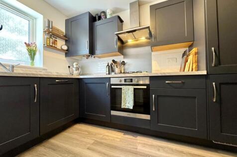 kitchen 3.jpg