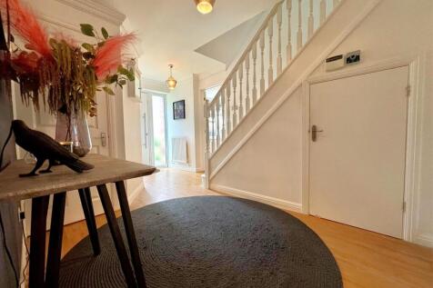 hallway.jpg