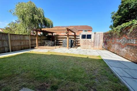garden 3.jpg