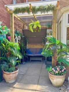 garden 2.jpg