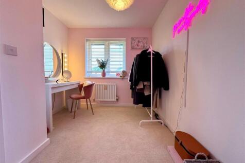 bedroom 3.jpg