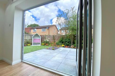 bi-folds.jpg