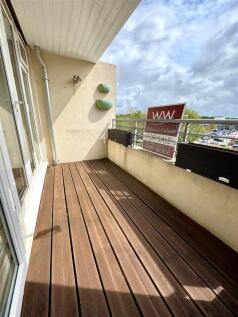 balcony 2.jpg