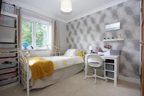 bed 4.JPG