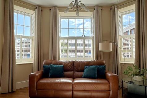 bay window.jpg